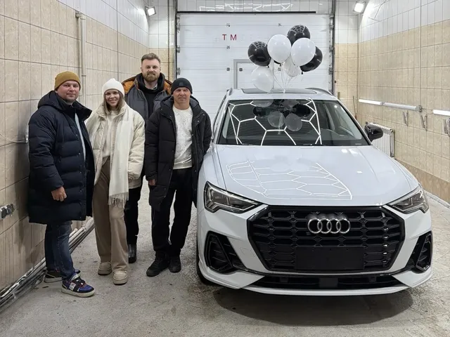 Audi Q3 после доставки: Китай → Тюмень
