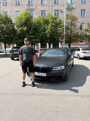 BMW 320i